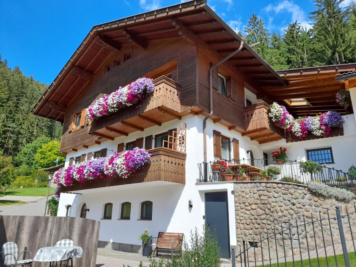 Ferienwohnung Haus Kohler Bernhard Welschnofen Exterior foto